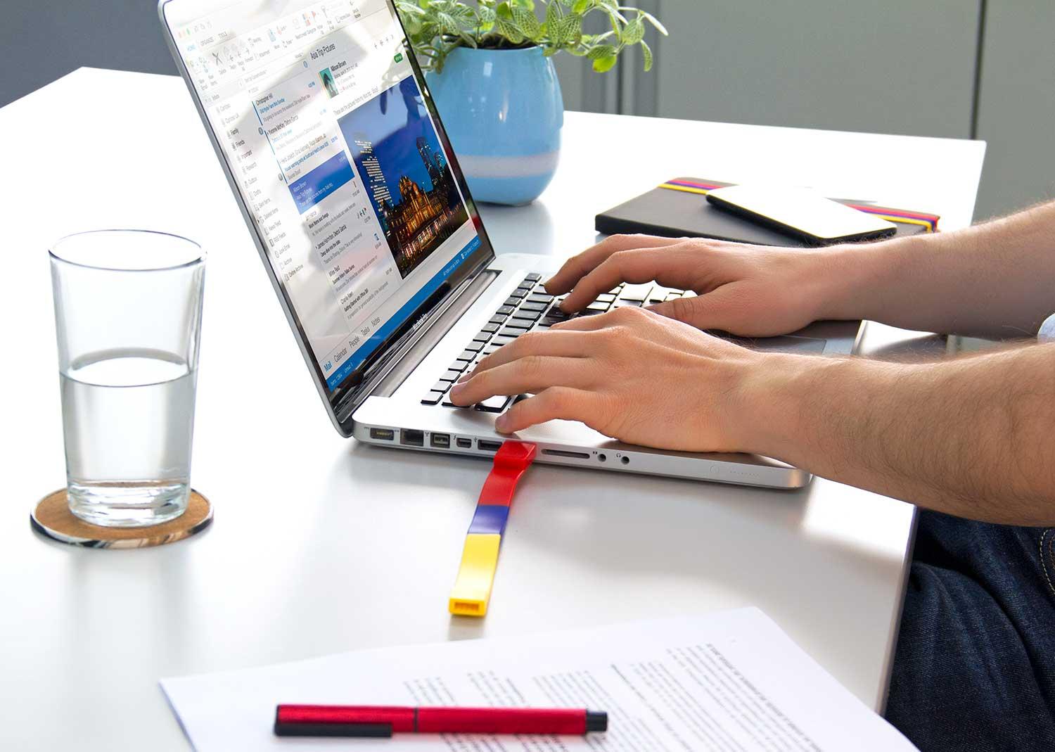 https://www.patrickandsant.com/CompanyFiles/Ref/16USB024/16USB024_1.jpg