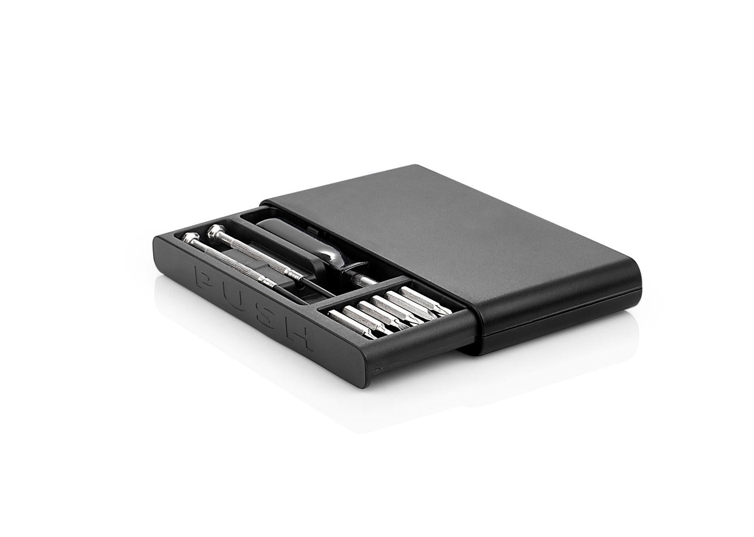 https://www.patrickandsant.com/CompanyFiles/Ref/201793/3038299_16HE0331_1.jpg
