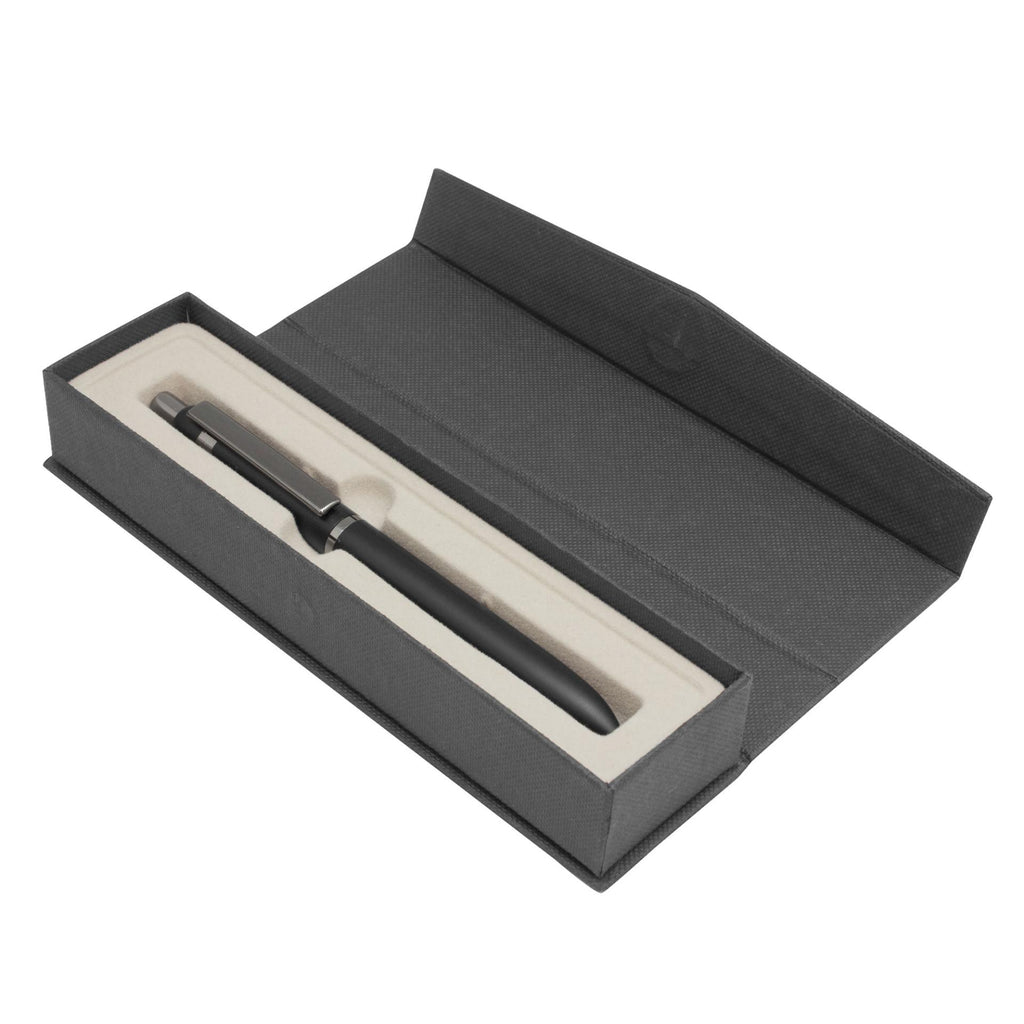 https://www.patrickandsant.com/CompanyFiles/Ref/500046/39905_183BP305_2.jpg