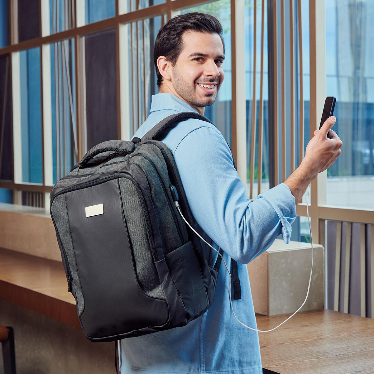 https://www.patrickandsant.com/CompanyFiles/Ref/401459/SIN%20404%20N_182SIN%20404_7.jpg