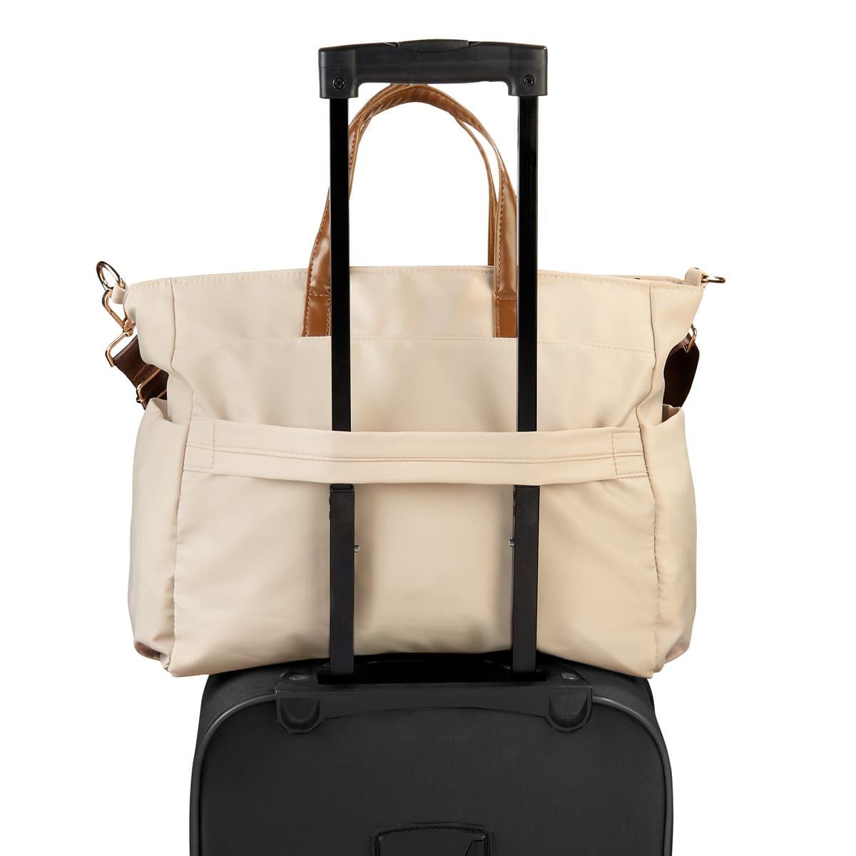 https://www.patrickandsant.com/CompanyFiles/Ref/400544/SIN%20564%20BE_182SIN%20564_4.jpg